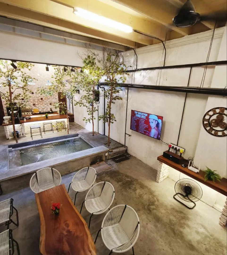 5Br Ruma Papanz Moden 30 Pax Malacca 公寓