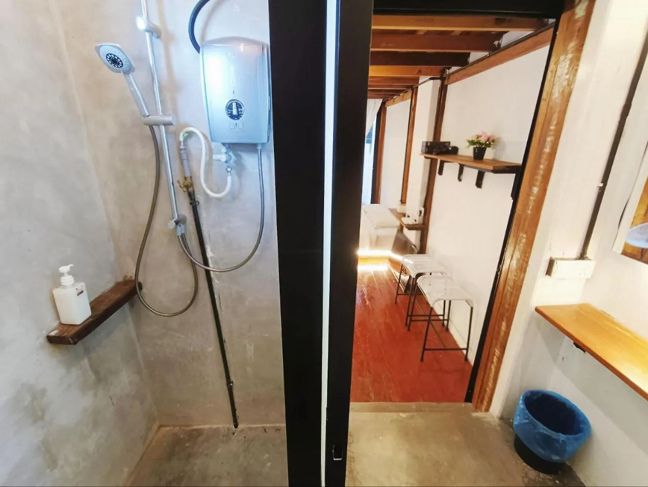 5Br Ruma Papanz Moden 30 Pax Malacca 公寓